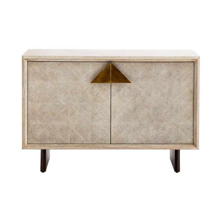 Naomi Cabinet
