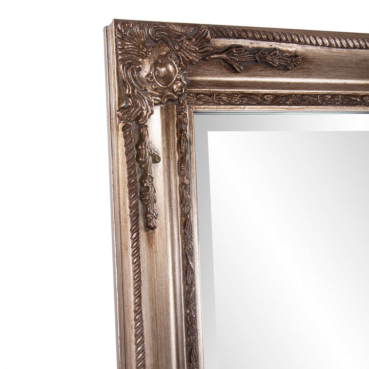 The Queen Ann Mirror