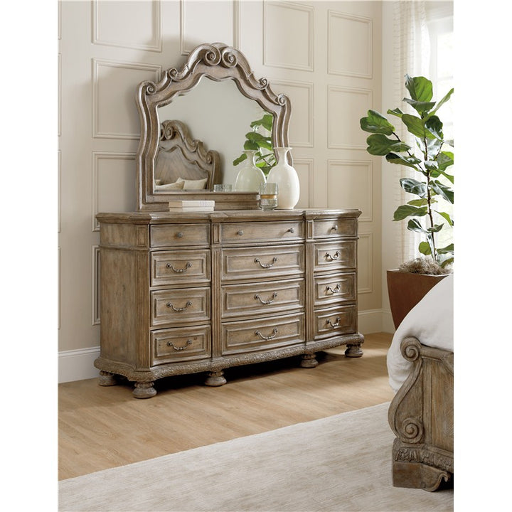 Castella - 12-Drawer Dresser