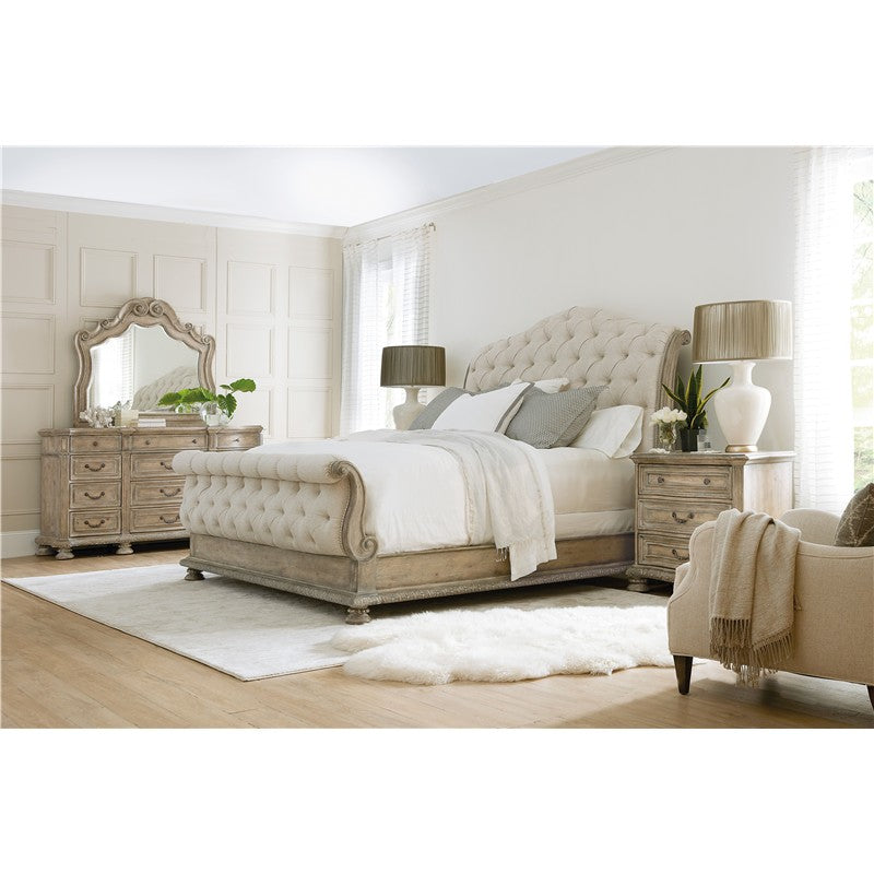 Castella - 3-Drawer Nightstand