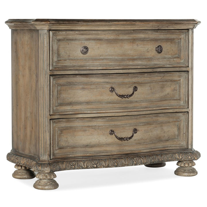 Castella - Bachelors Chest