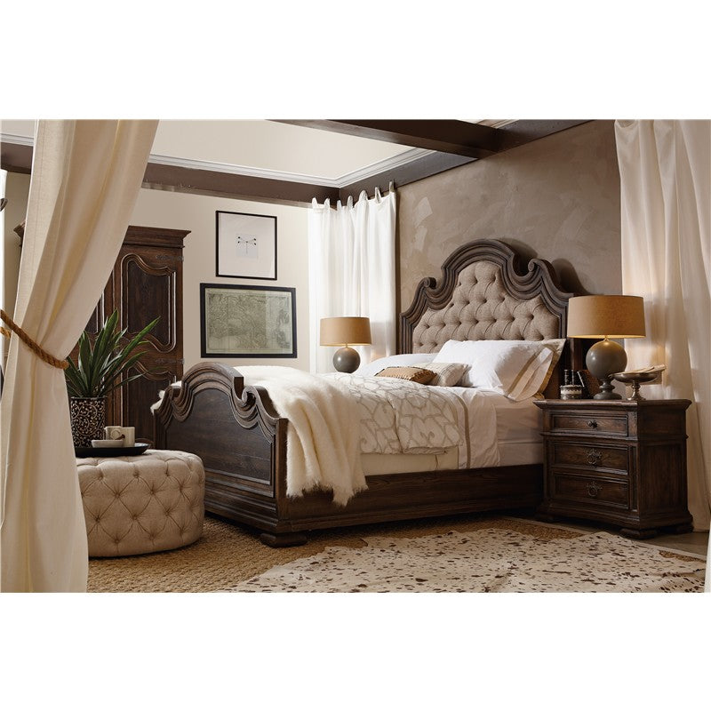 Hill Country - Elmendorf 3-Drawer Nightstand