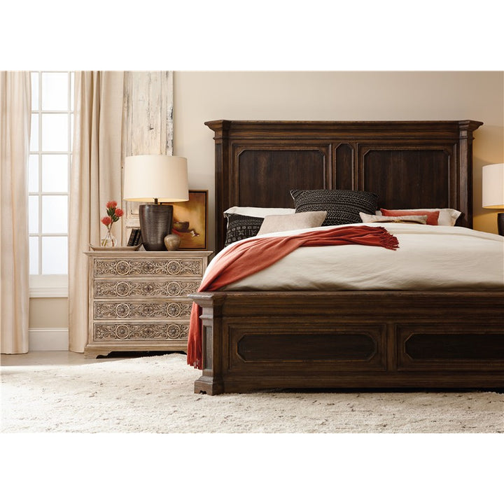 Hill Country - Floresville Bachelors Chest