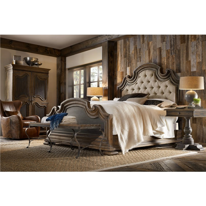 Hill Country - Fair Oaks King Upholstered Bed