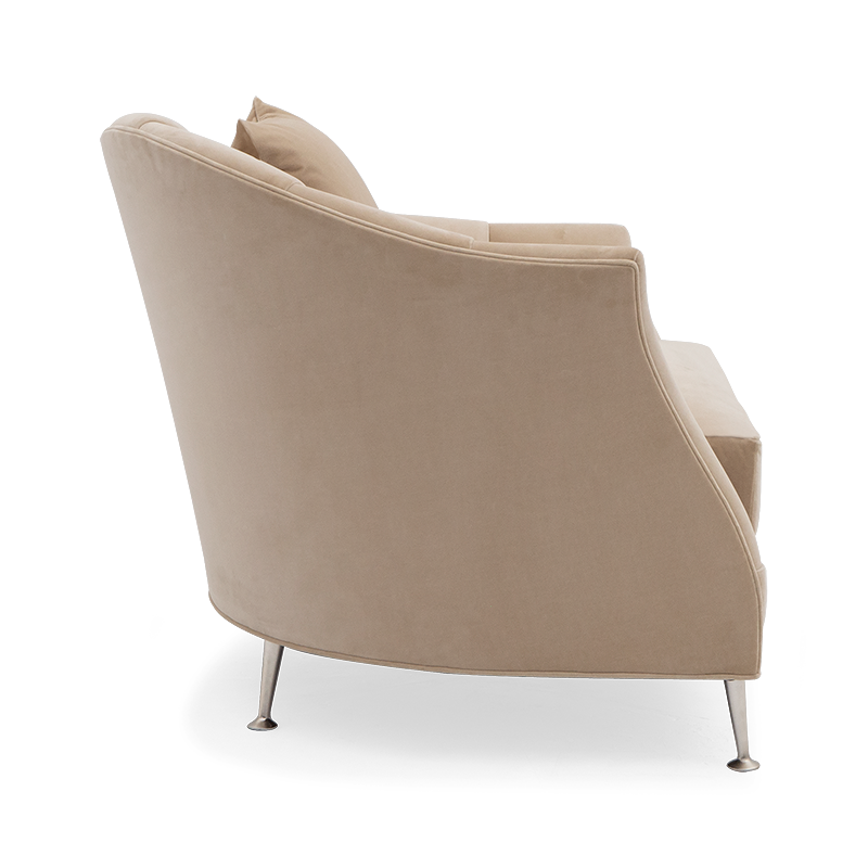 Alexandrine Gauche Chair