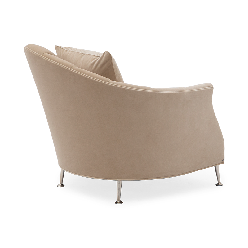 Alexandrine Gauche Chair