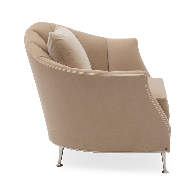 Alexandrine Gauche Chair