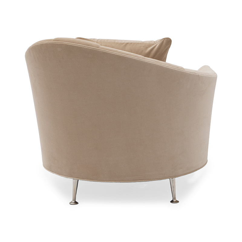 Alexandrine Gauche Chair