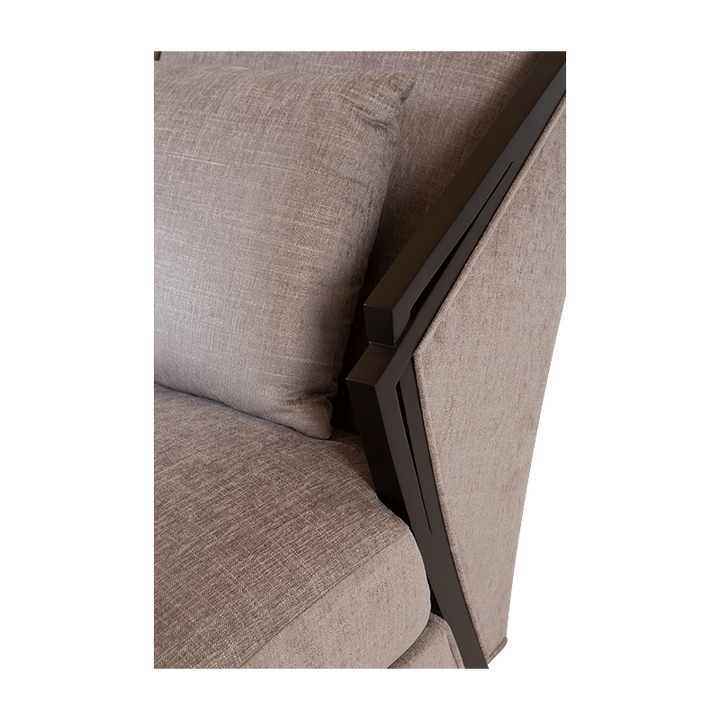 Angulaire Chair