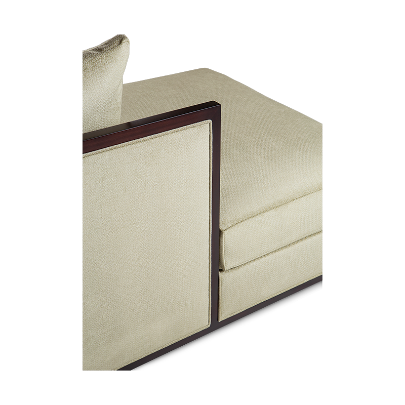 Seurat U-shaped Sectional