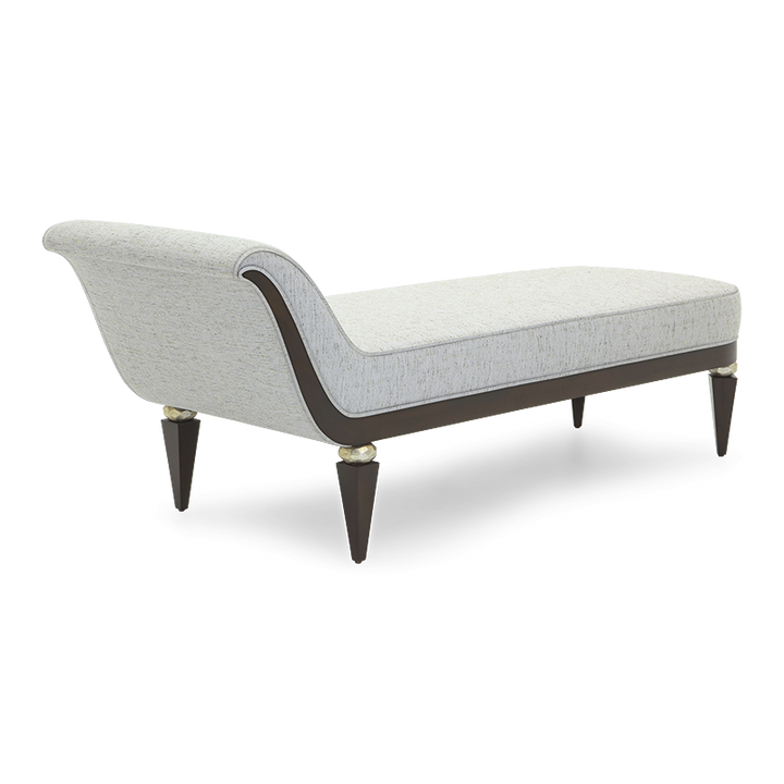 Lavinia Chaise