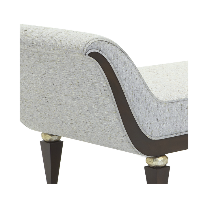 Lavinia Chaise