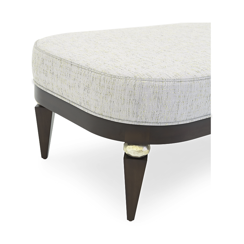Lavinia Chaise