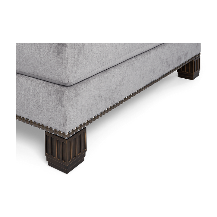 31 Rue Cambon Sectional