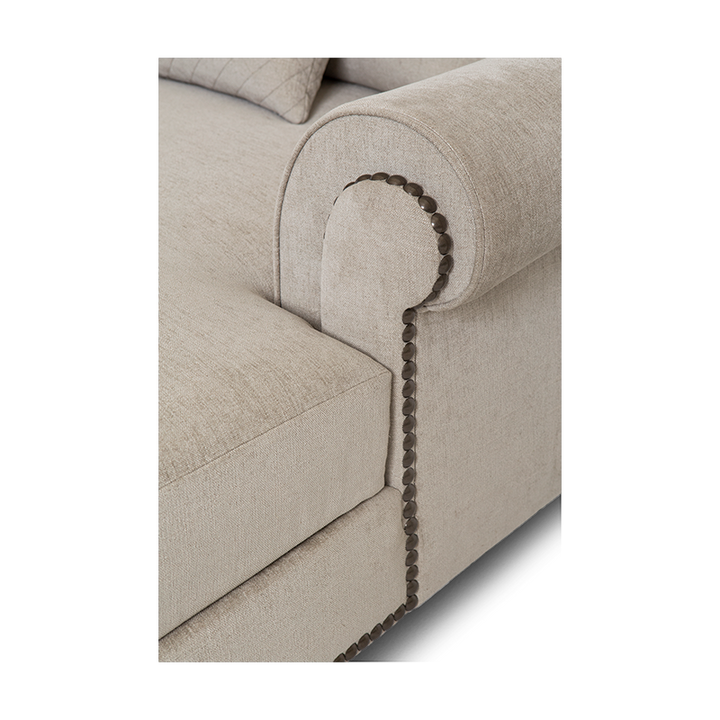 31 Rue Cambon Sectional