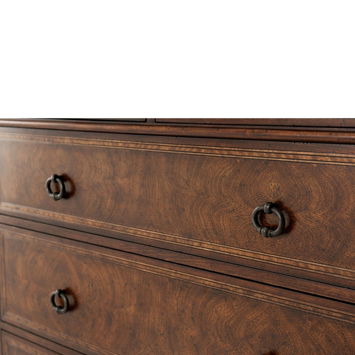 Valet's Companion Chest