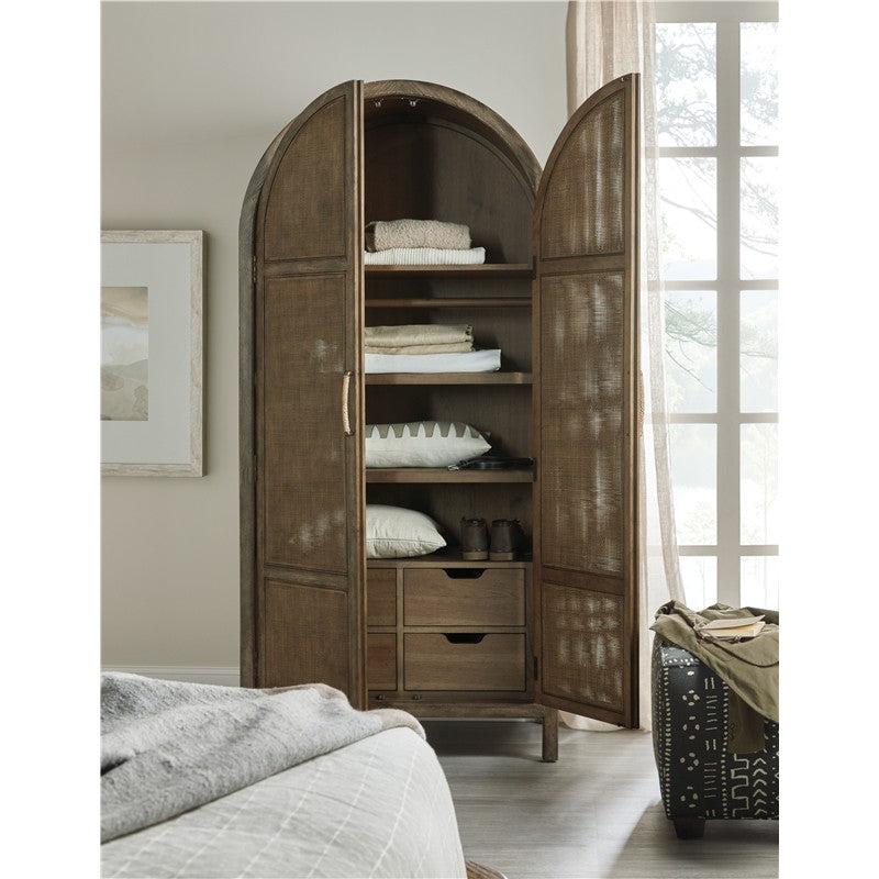 Sundance - Wardrobe