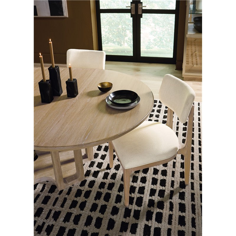 Banyon Bay - Round Dining Table With One 18" Leaf - Light Brown