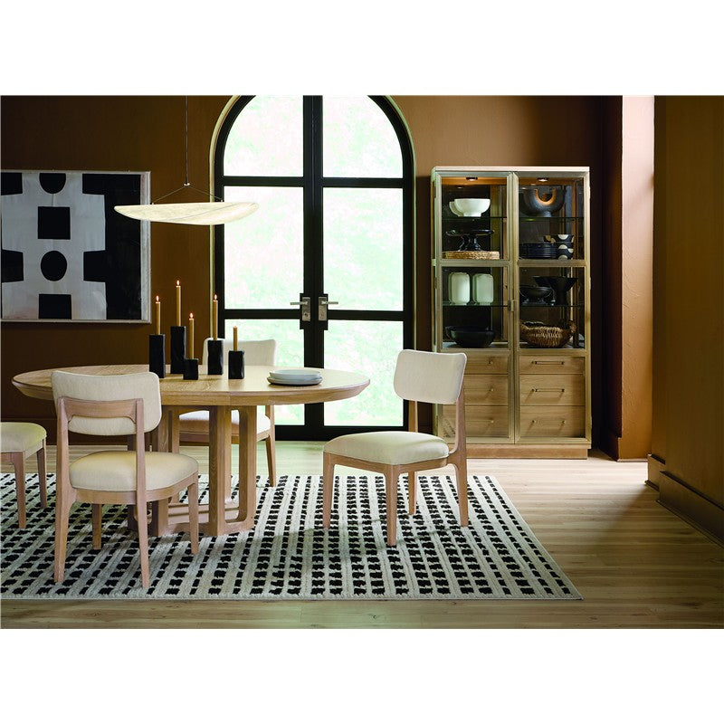 Banyon Bay - Round Dining Table With One 18" Leaf - Light Brown