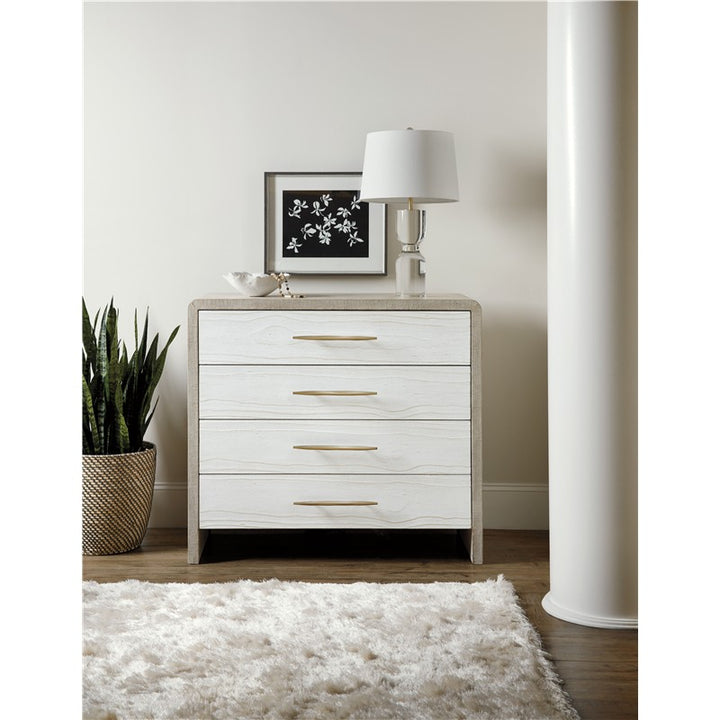 Cascade - 4-Drawer Bachelor Chest