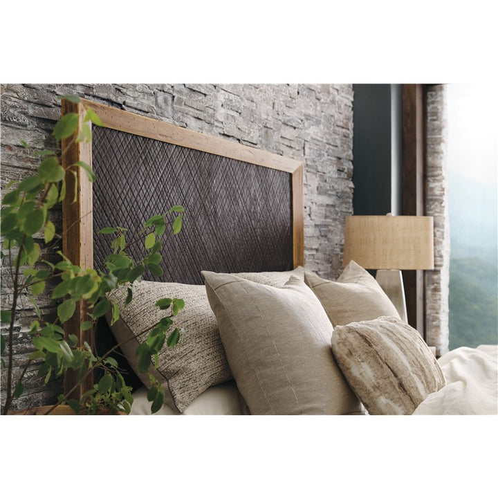 Big Sky - King Panel Bed