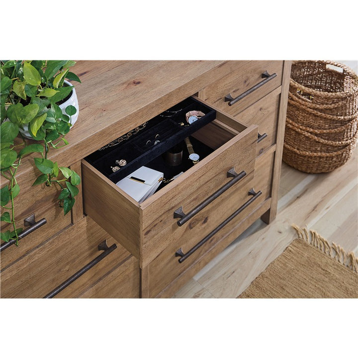 Vineyard Row - Seven-Drawer Dresser - Light Brown