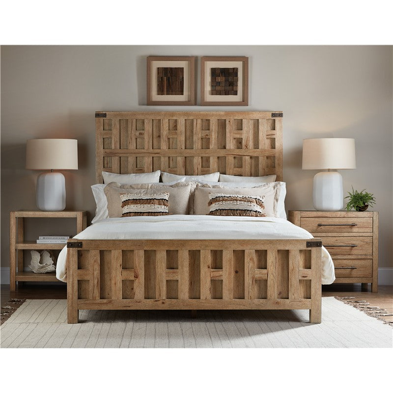 Vineyard Row - King Panel Bed - Light Brown