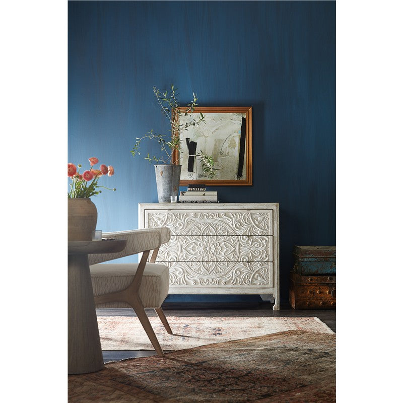 La Grange - Lockhart Three-Drawer Accent Chest