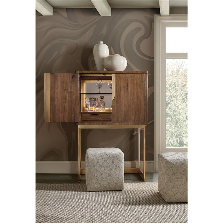 Eleana - Bar On Stand - Medium Wood