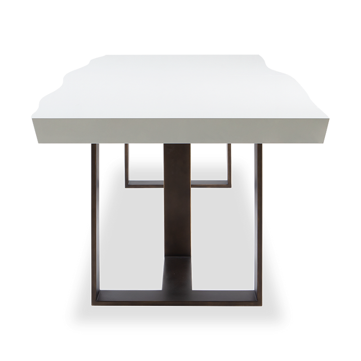 Planche De Bois Dining Table