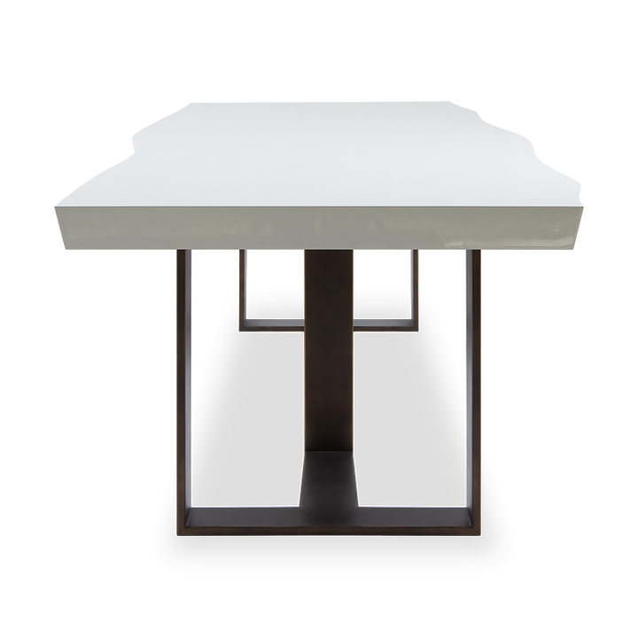 Planche De Bois Dining Table
