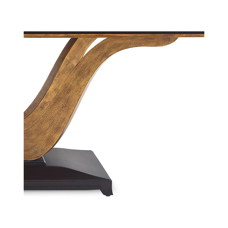 Une Fontaine Dining Table