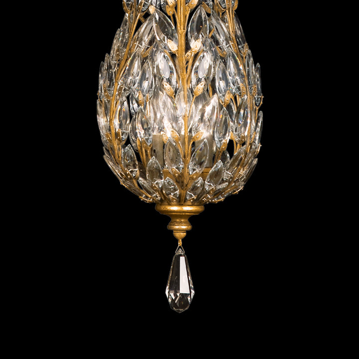 Crystal Laurel 11" Round Pendant