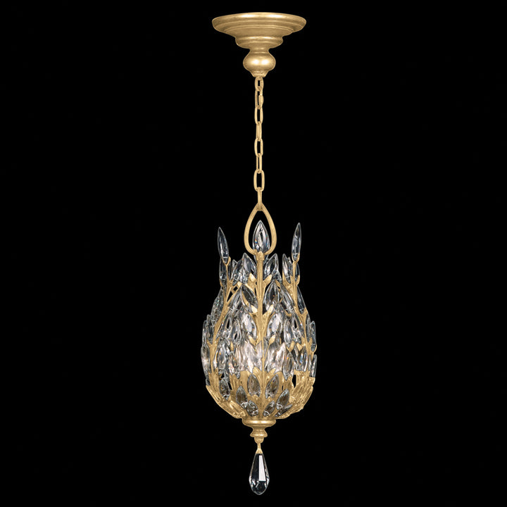 Crystal Laurel 11" Round Pendant