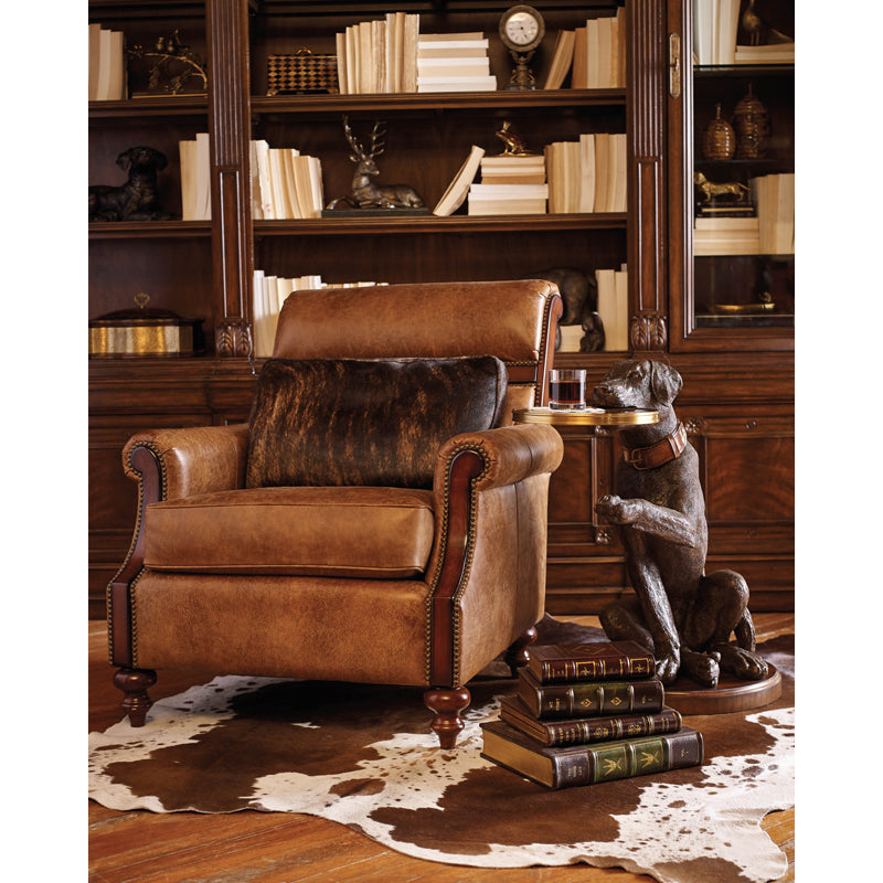 Labrador Accent Table