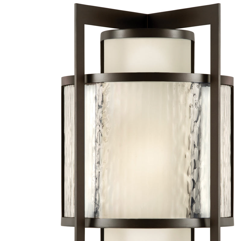 Singapore Moderne Outdoor 19" Outdoor Wall Sconce