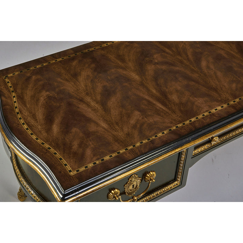 Grand Traditions Desk