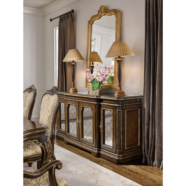 Aria Credenza