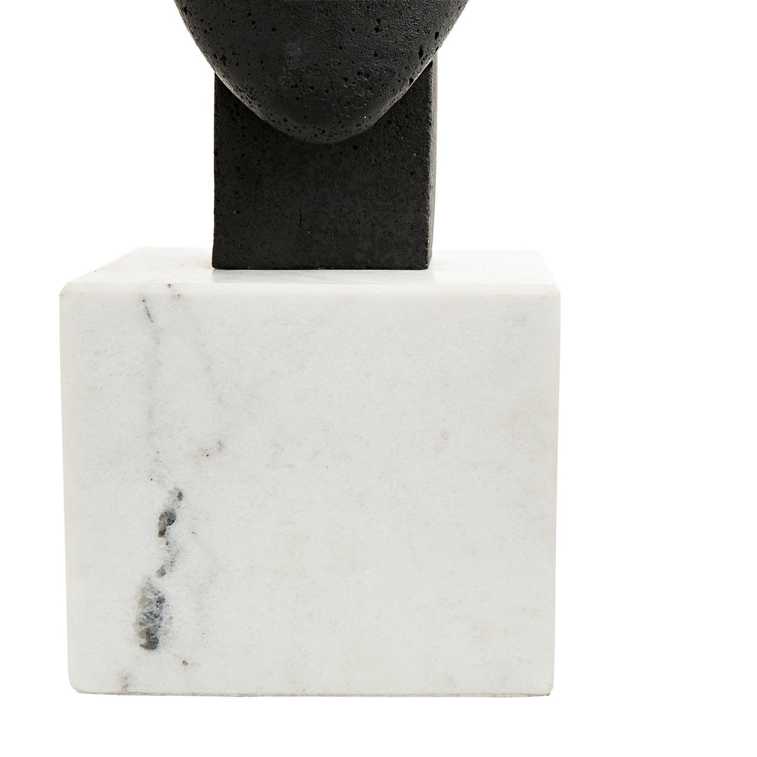 Isa Sculpture