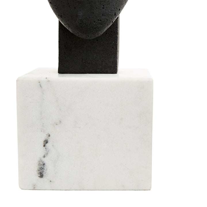 Isa Sculpture