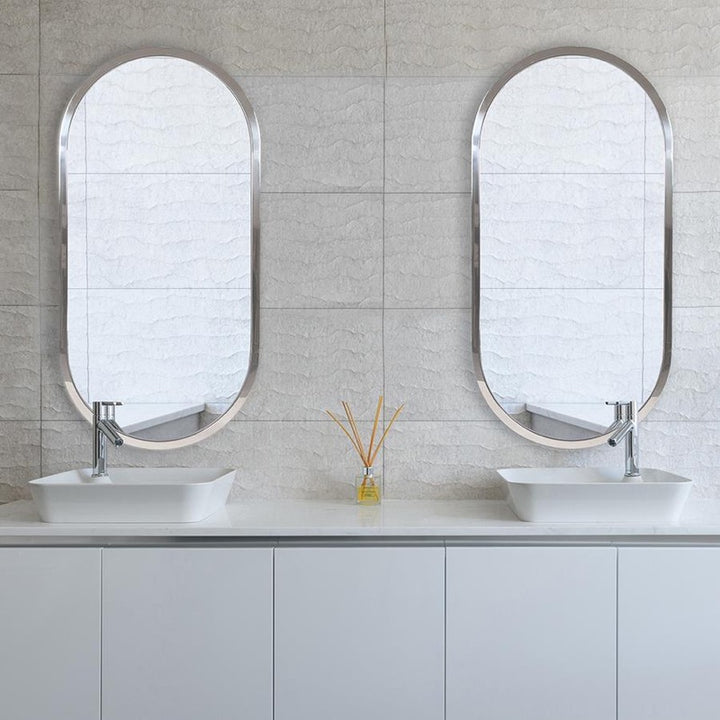 The Simone Mirror