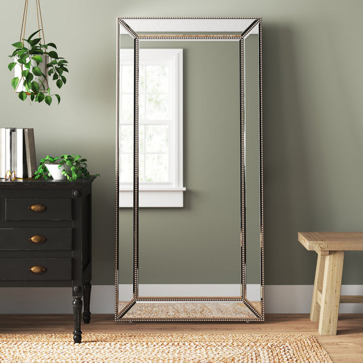 TitusMirror