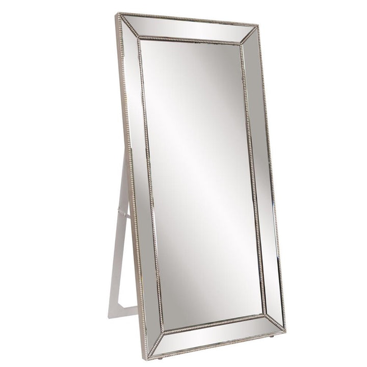 TitusMirror