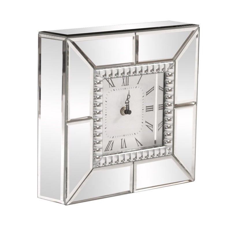 Mirrored ClockTable Clock