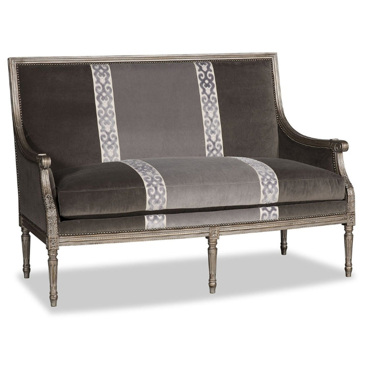 Aliah Settee