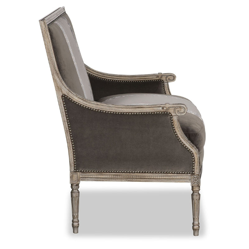 Aliah Settee
