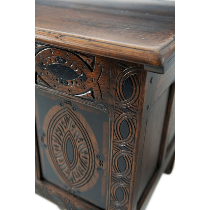 The Washington Chest