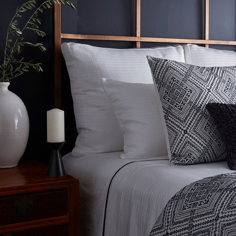 Pavilion White 30X25 Boxed Pillow