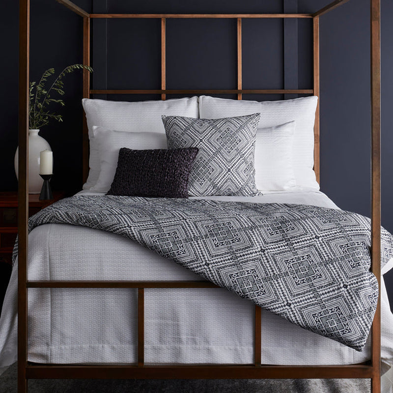 Pavilion White 30X25 Boxed Pillow