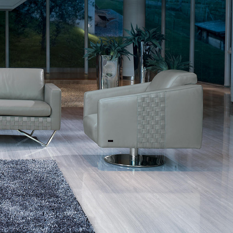 Riano II Swivel Chair